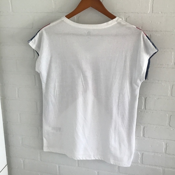 Tommy Hilfiger Women’s Tee Shirt Cap sleeve White Navy Red Size S - Picture 7 of 7